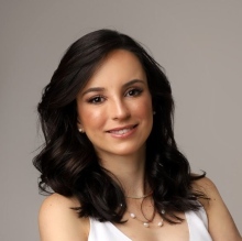 Camila de Paula Orlando, Dermatologista Goiânia