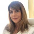 Valéria S. Alves de Camargo