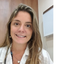 Pollyana Valente, Gastroenterologista Duque de Caxias