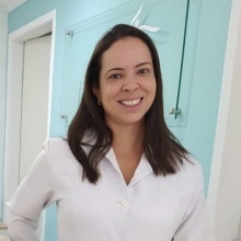 Carolina Serapião, Dermatologista Nova Iguaçu