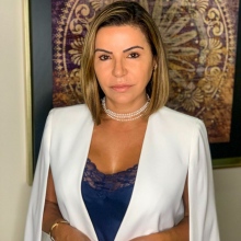 Sinara Maria Castro, Ginecologista Goiânia