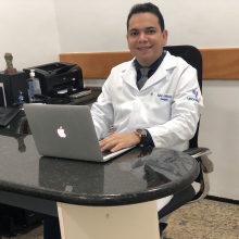 Raffael Alvarenga, Urologista São Luís