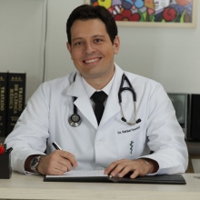 Rafael Faversani De Araújo, Cirurgião do aparelho digestivo Cornélio Procópio