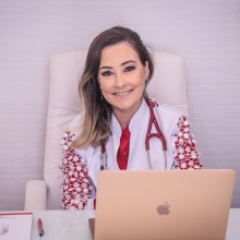 Caroline Bastos Cyrino, Cardiologista Rio de Janeiro