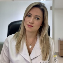 Nathalia Nascentes C. Dos S. Omer, Coloproctologista Belo Horizonte