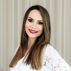 Dra. Aline Aparecida Longatti Carvalho Tavares