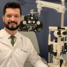 Emmanuel Moraes Antunes, Oftalmologista Jacareí