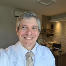 Douglas Pereira Costa, Oftalmologista São Luís
