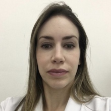 Flávia M. Rapello, Dermatologista Campinas