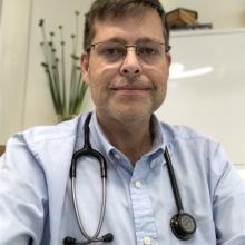 Karoly Gyula Olivas Hunkar, Médico clínico geral Goiânia