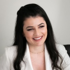 Dra. Luana Porto de Souza