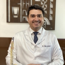 Tadeu Gervazoni Debom, Ortopedista - Traumatologista Brasília