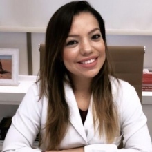 Claudia Lis Carvalho Batista, Especialista em Medicina Estética Rio de Janeiro