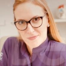 Roberta Vasconcellos Gutheil, Dentista Porto Alegre