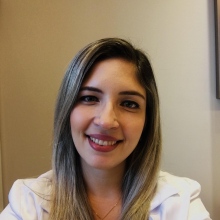Priscilla de Deus e Silva Moraes dos Santos, Neurocirurgião Rio de Janeiro
