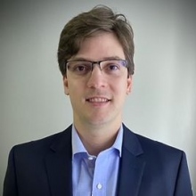 Marcelo Corrêa de Araújo Larrazábal, Ortopedista - Traumatologista Jaboatão Dos Guararapes