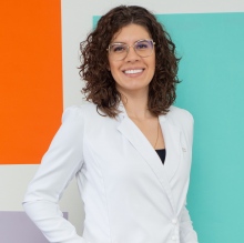 Mariana Riechi Amatnecks, Ortopedista - Traumatologista Curitiba