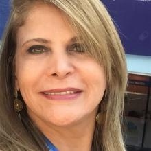 Ivana Tereza Fernandes , Dermatologista Goiânia