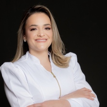 Suellen Costa Provázio, Dermatologista Goiânia