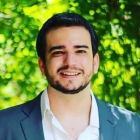 Dr. Felipe Peres Falcão