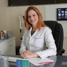Paula Borges Carrijo, Oftalmologista Uberlândia