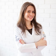 Maria Cláudia Alves Luce, Dermatologista São Paulo