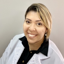 Ariane Isaias Veiga de Castro, Cirurgião da mão Porto Alegre