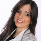 Dra. Thais Alvarenga Lopes