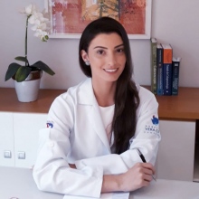 Andressa Garisto, Coloproctologista São Paulo