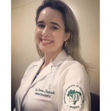 Brena Andrade de Lima Lobato, Dermatologista Belém