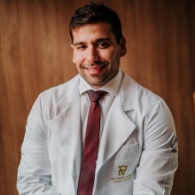 Pedro Vieira, Cirurgião plástico Campinas
