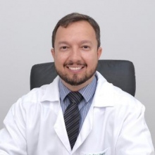 Rodrigo Souza Soares, Ortopedista - Traumatologista Vitória