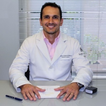 Marcos Tavares, Coloproctologista Goiânia