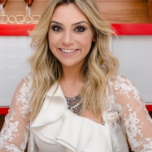 Cassia Maria Gomes dos Santos, Dermatologista Goiânia