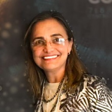 Rakel Gontijo de Souza, Cirurgião plástico Belo Horizonte