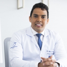 Marcel Fernando, Cirurgião plástico Recife