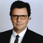 Dr. Josué Vânius Hoewell