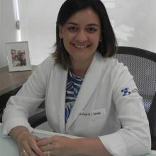 Clarissa Pereira Ianoni Durigan, Cirurgião da mão São Paulo