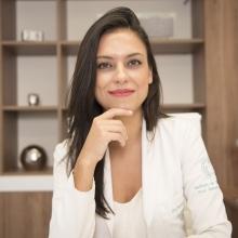 Mayara Hamilko de Barros, Dermatologista Curitiba