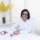 Dra. Sabrina Gois Santos