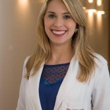 Larissa Starling de Albuquerque Fernandes, Dermatologista Rio de Janeiro