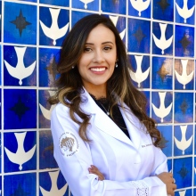 Andressa Alcântara, Dermatologista Brasília