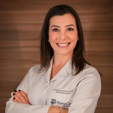 Elizandra Nasser De Almeida, Endocrinologista Curitiba
