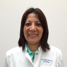 Martha Jacqueline Villanes Erquinio, Dermatólogo Lima