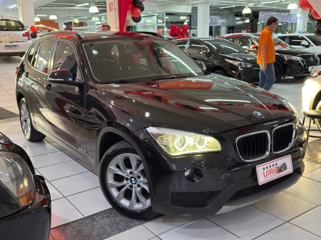 foto principal do veículo BMW X1   2.0 16V GASOLINA SDRIVE18I 4P AUTOMÁTICO