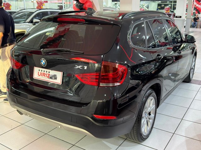 foto principal do veículo BMW X1   2.0 16V GASOLINA SDRIVE18I 4P AUTOMÁTICO