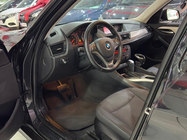 foto principal do veículo BMW X1   2.0 16V GASOLINA SDRIVE18I 4P AUTOMÁTICO