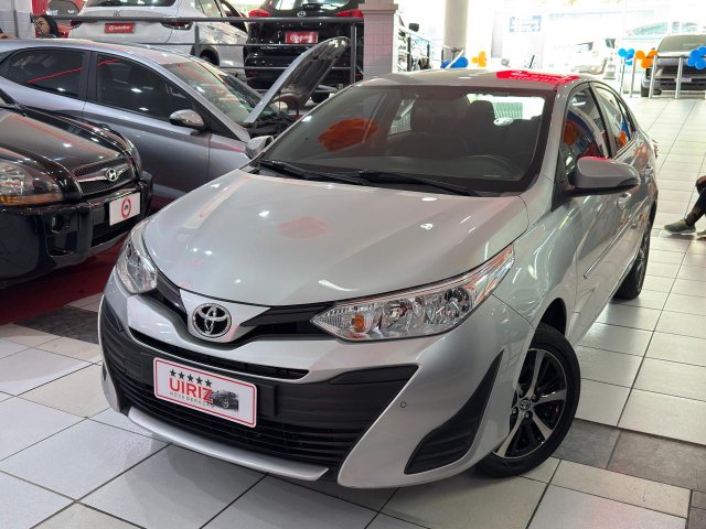 foto principal do veículo Toyota Yaris sedan   1.5 16V FLEX SEDAN XL LIVE MULTIDRIVE