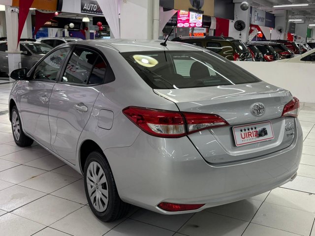 foto principal do veículo Toyota Yaris sedan   1.5 16V FLEX SEDAN XL MULTIDRIVE