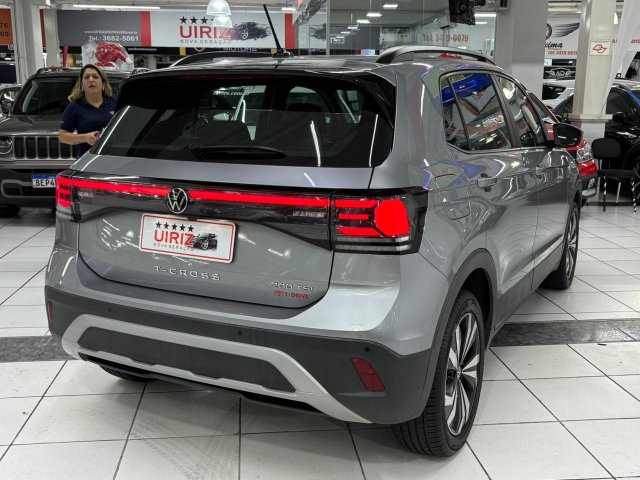 foto principal do veículo Volkswagen T-cross   1.0 200 TSI TOTAL FLEX AUTOMÁTICO
